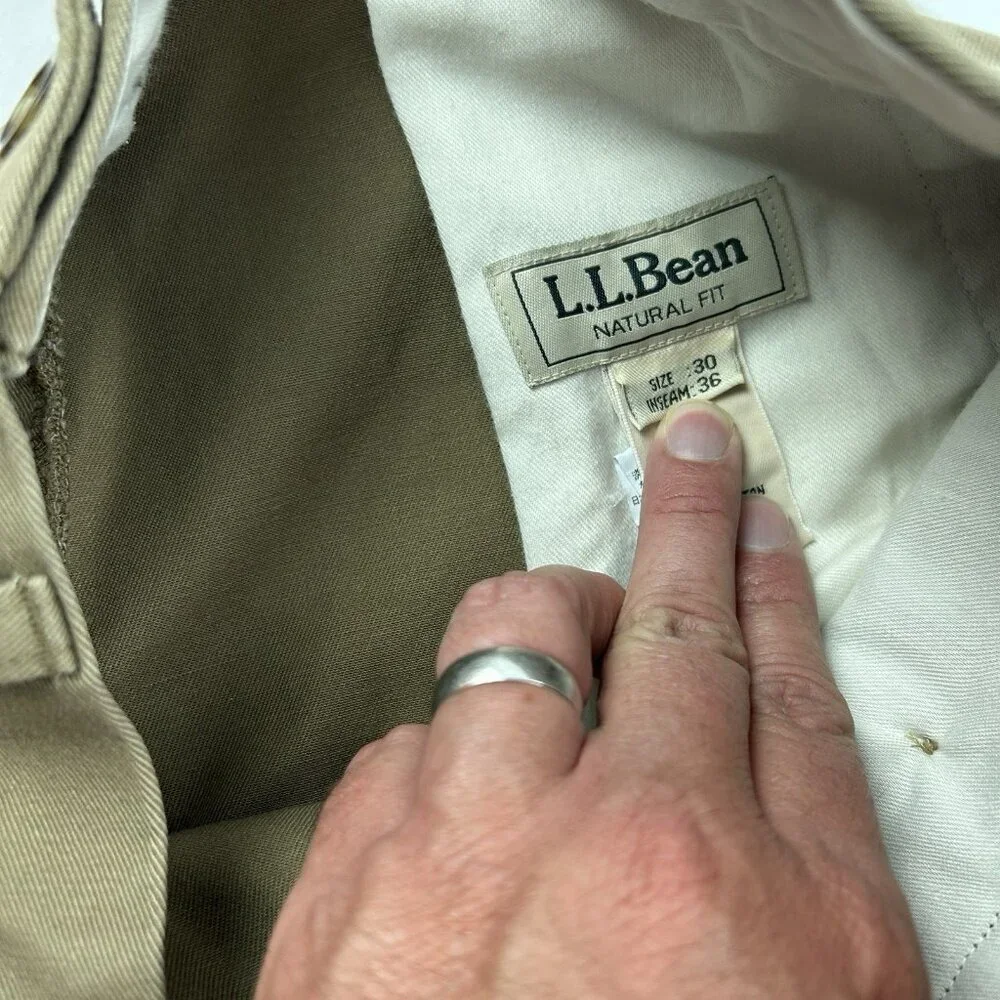 LL Bean Men's Wrinkle-Free Double Chinos, 30w, 26 Inseam , NWT